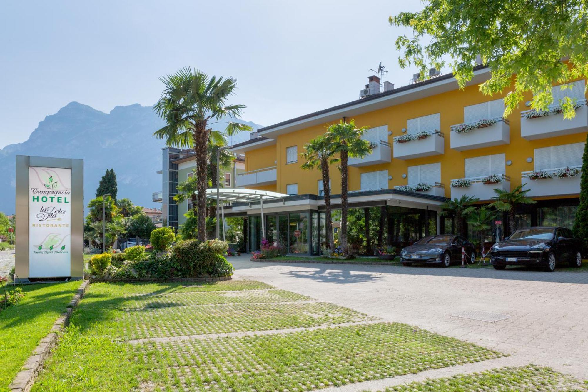 Appartamento Campagnola Mansardato Riva del Garda Exterior photo